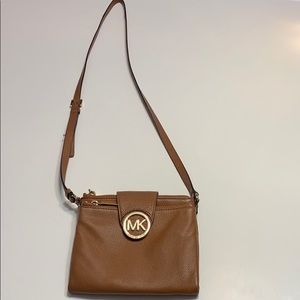 Michael Kors cross body purse